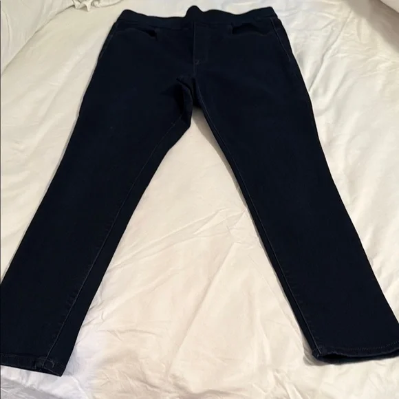 Women's Black Jeans - Picture 2 of 4